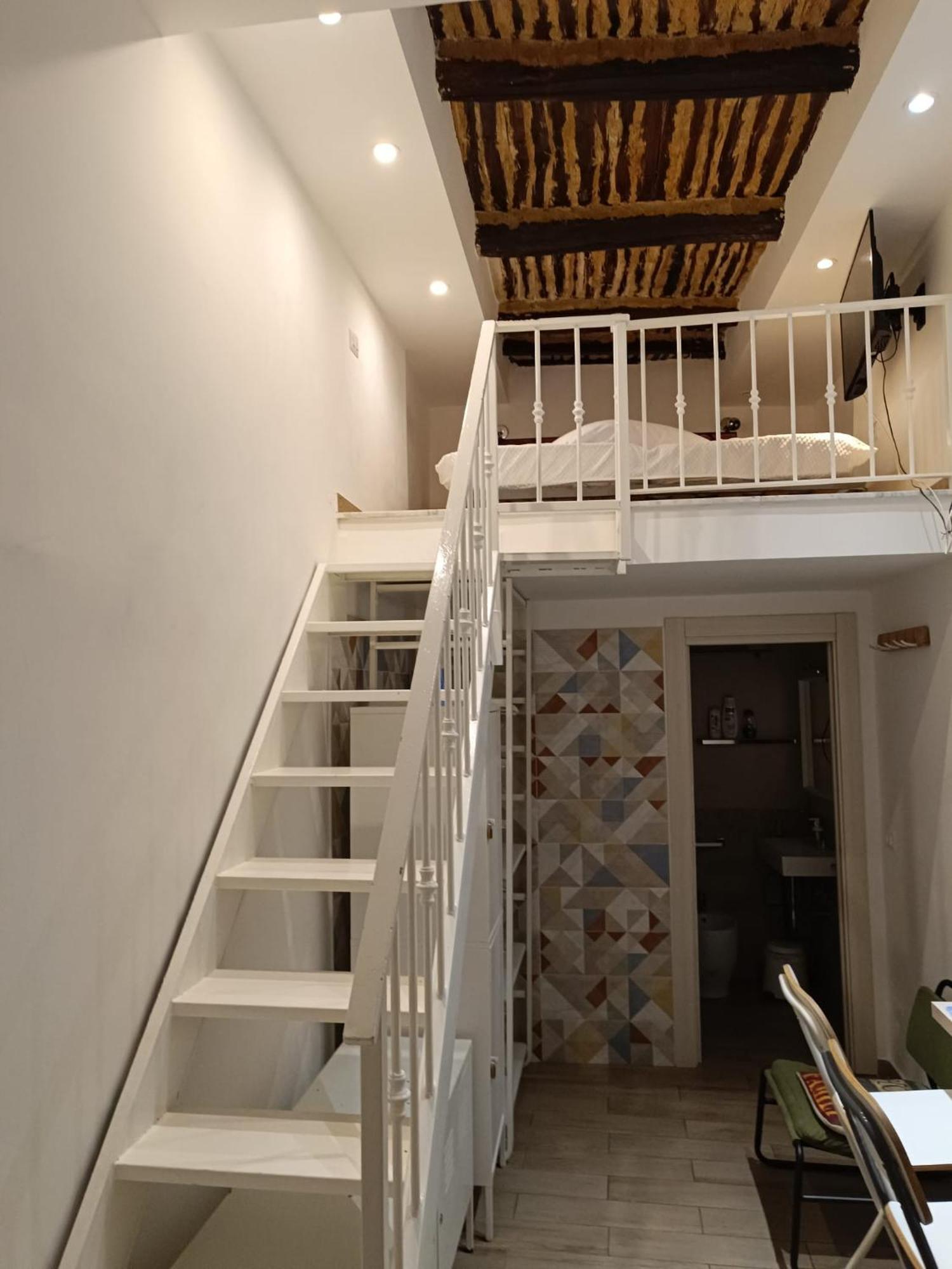 Appartamento Wonders House Napoli Esterno foto