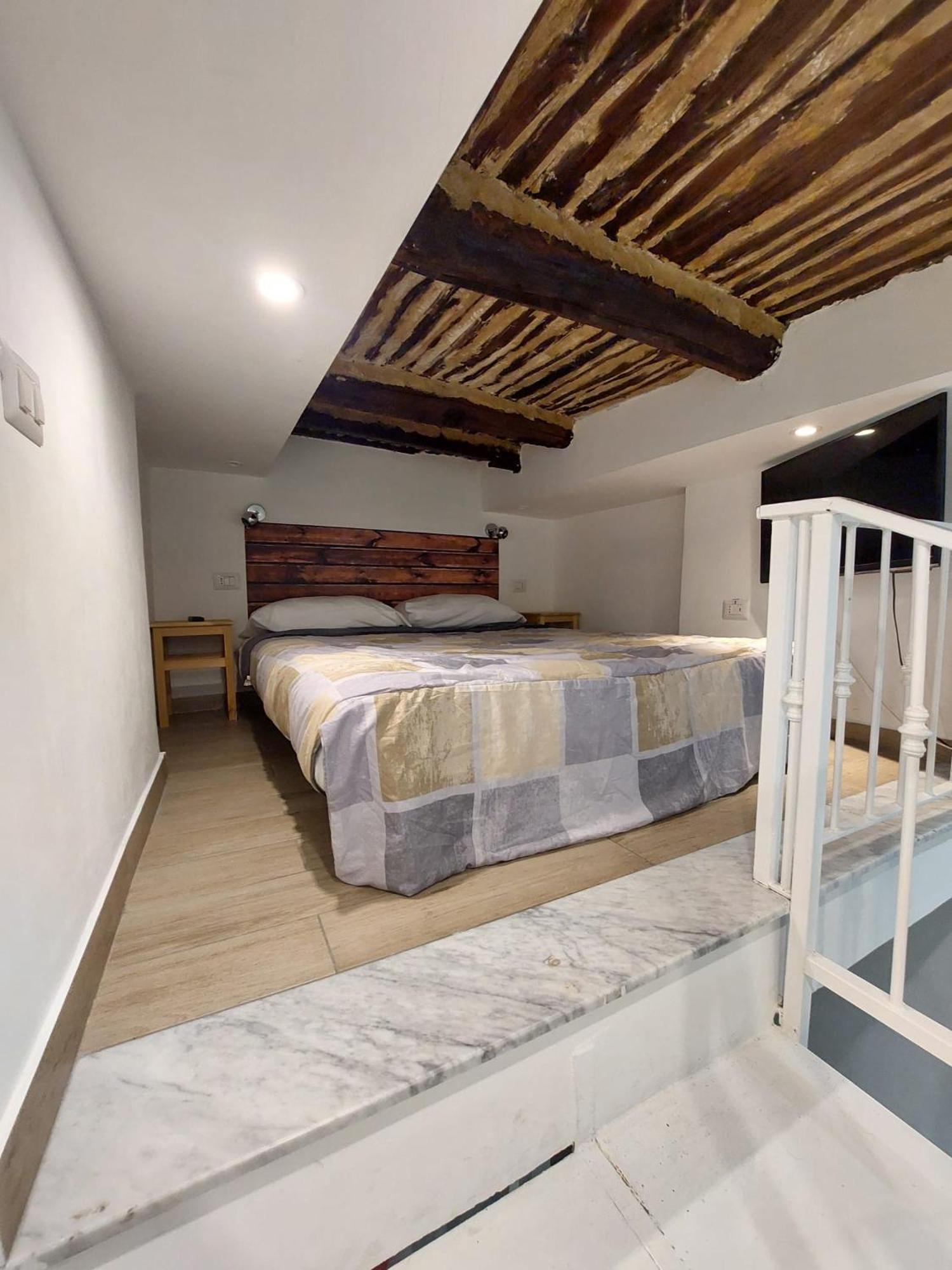 Appartamento Wonders House Napoli Esterno foto